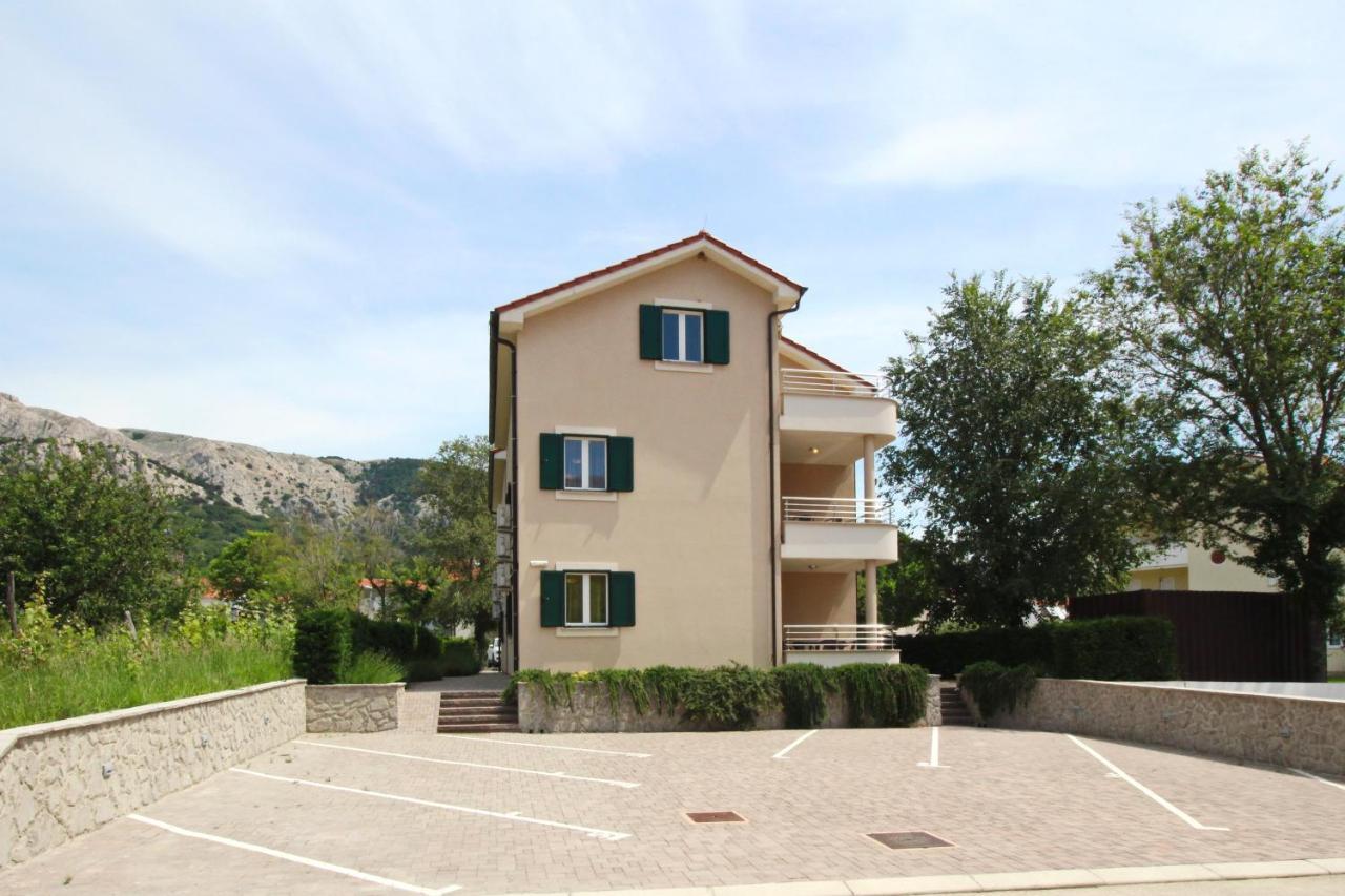 Apartments By The Sea Baska, Krk - 18845 المظهر الخارجي الصورة